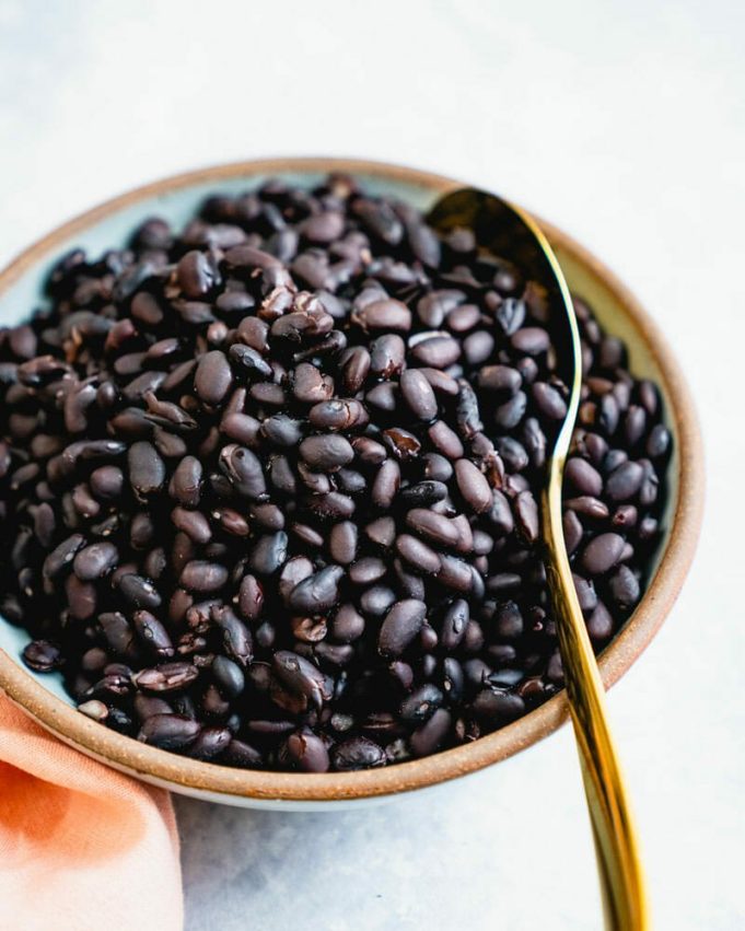 How to Cook Black Beans on the Stove