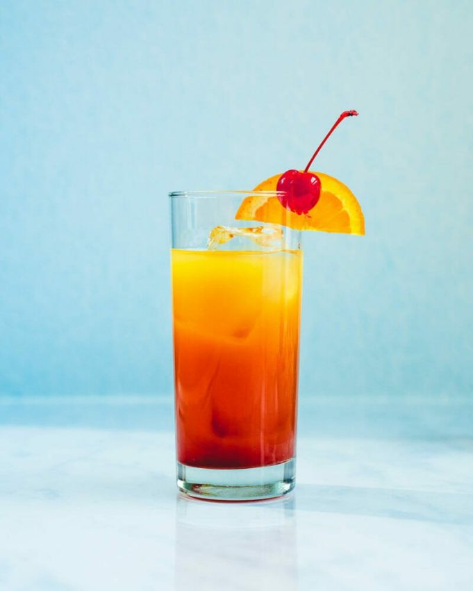 Tequila Sunrise Easy Cocktail